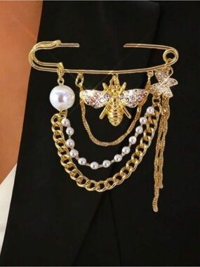 Aureline Gold Bee Brooch